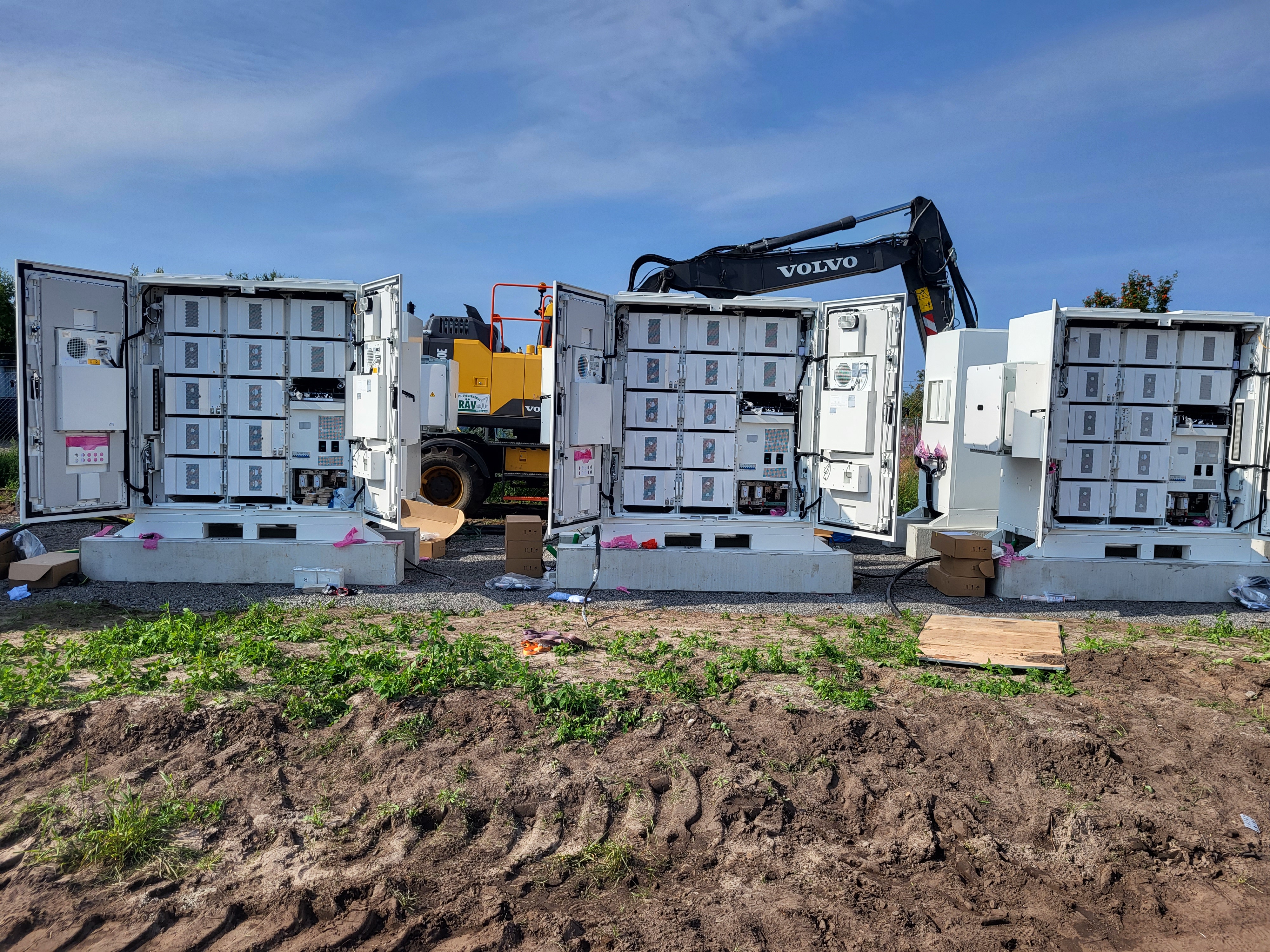 Installation av batterilagringssystem BESS